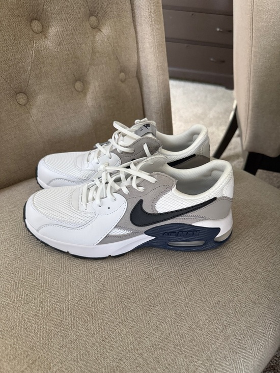 Nike Other - Nike White Gray Black Low-Top Sneakers